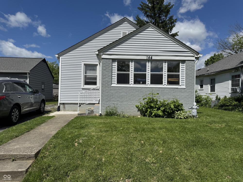 Currently Displayed Property Photo