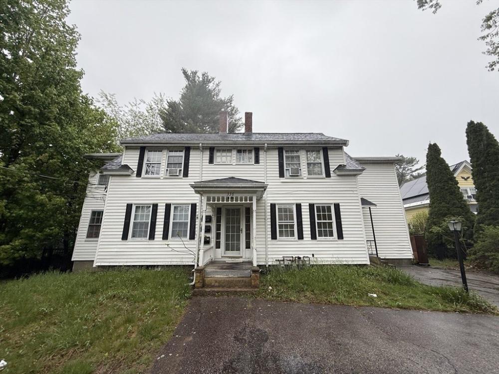 Currently Displayed Property Photo