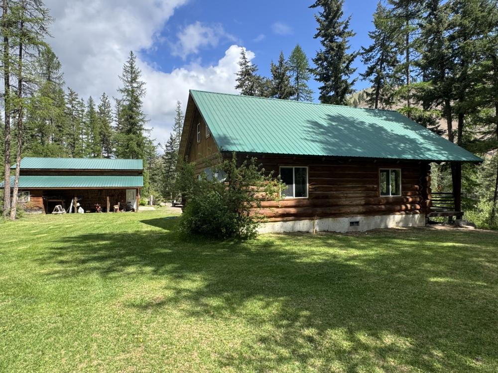 Currently Displayed Property Photo