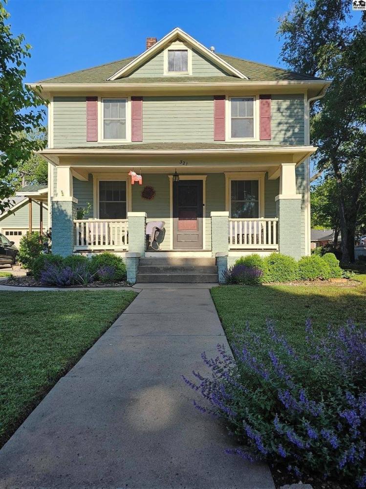 Currently Displayed Property Photo