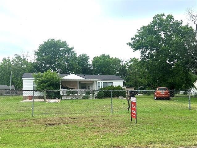Currently Displayed Property Photo