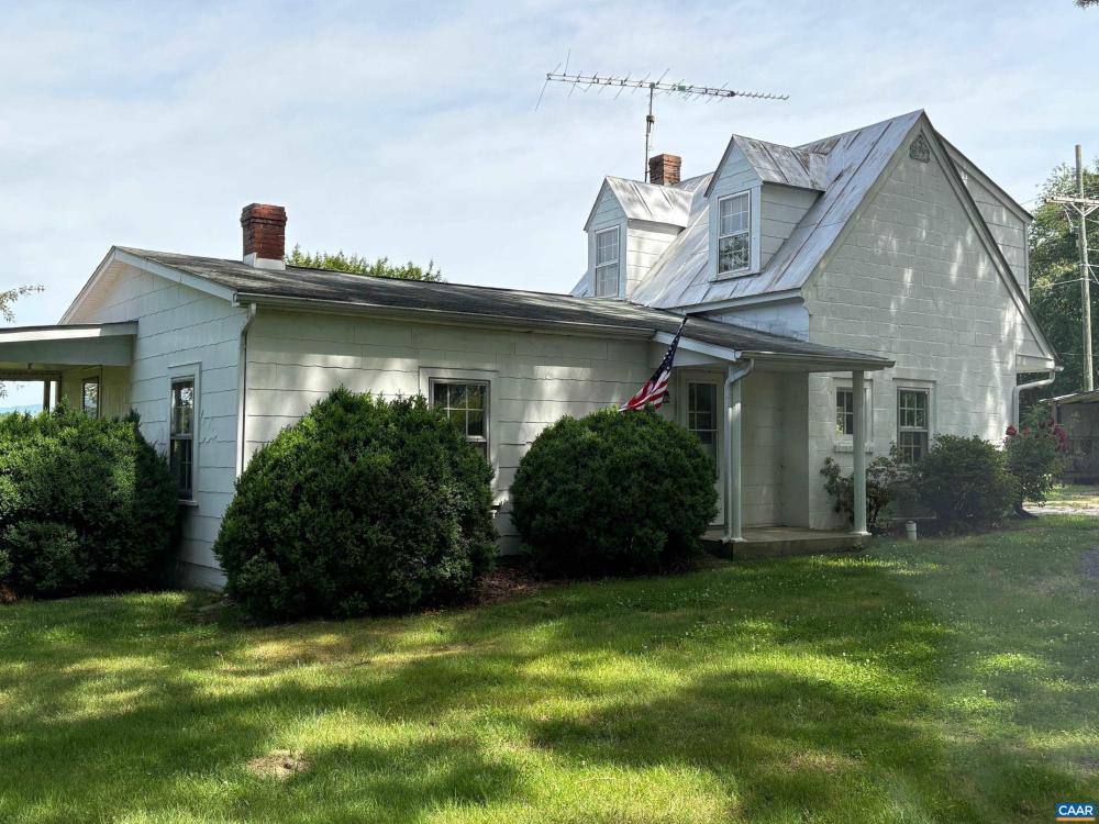 Currently Displayed Property Photo