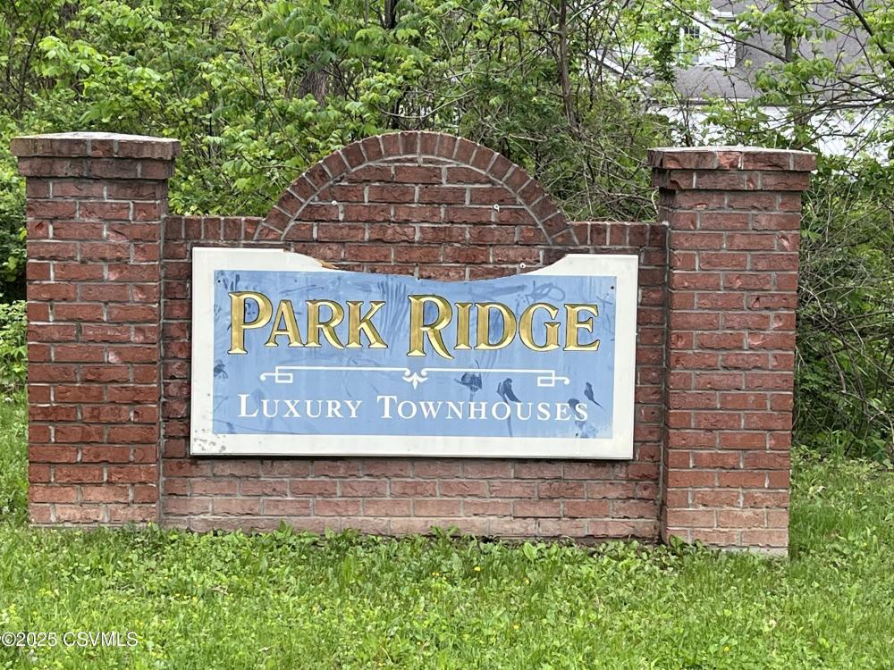 Currently Displayed Property Photo