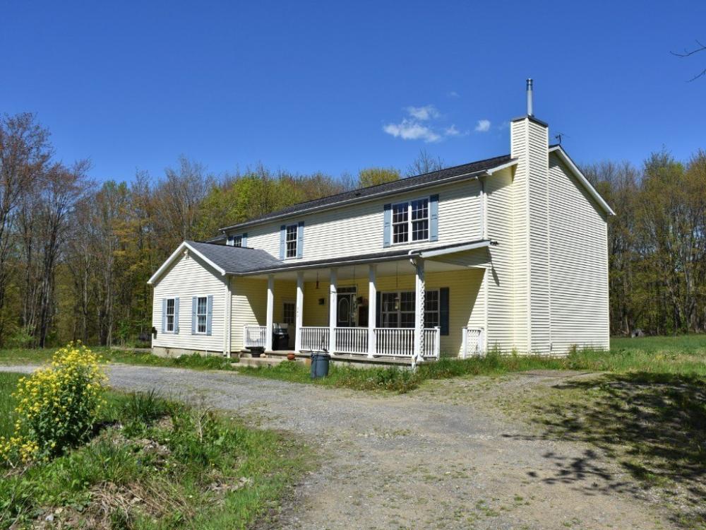 Currently Displayed Property Photo
