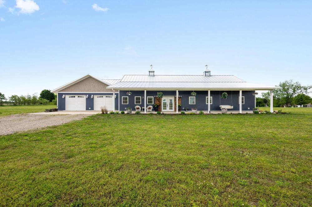 Currently Displayed Property Photo