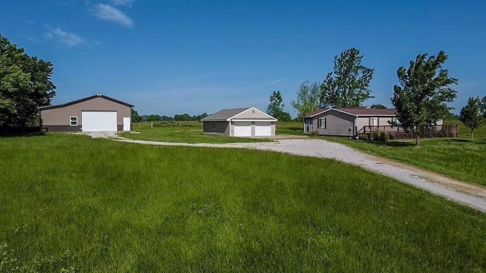 Currently Displayed Property Photo