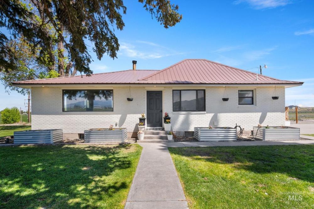 Currently Displayed Property Photo