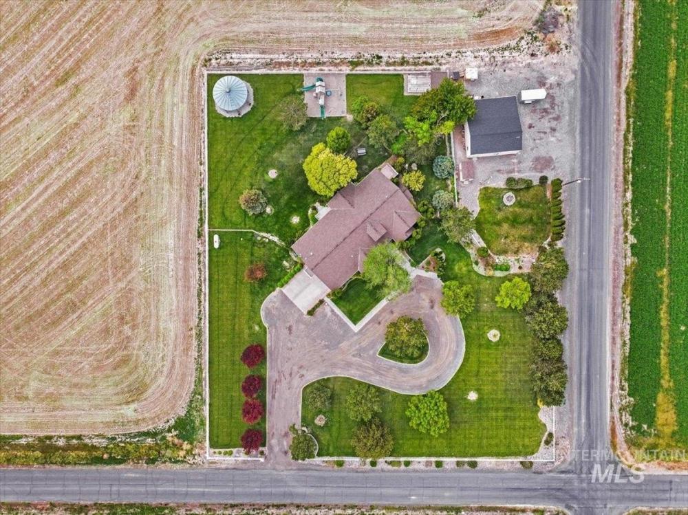 Currently Displayed Property Photo