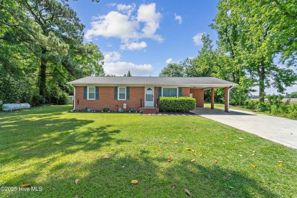 Currently Displayed Property Photo
