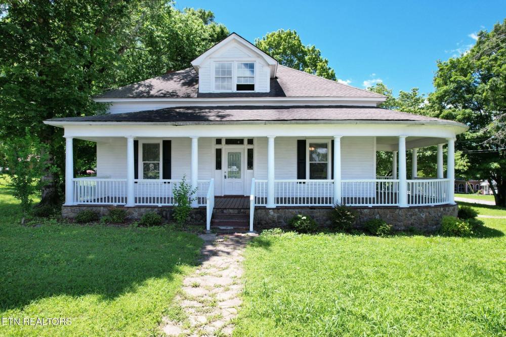 Currently Displayed Property Photo