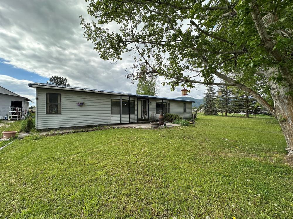 Currently Displayed Property Photo