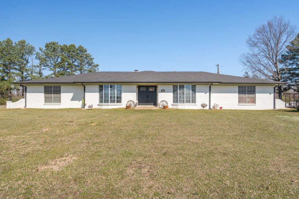 Currently Displayed Property Photo