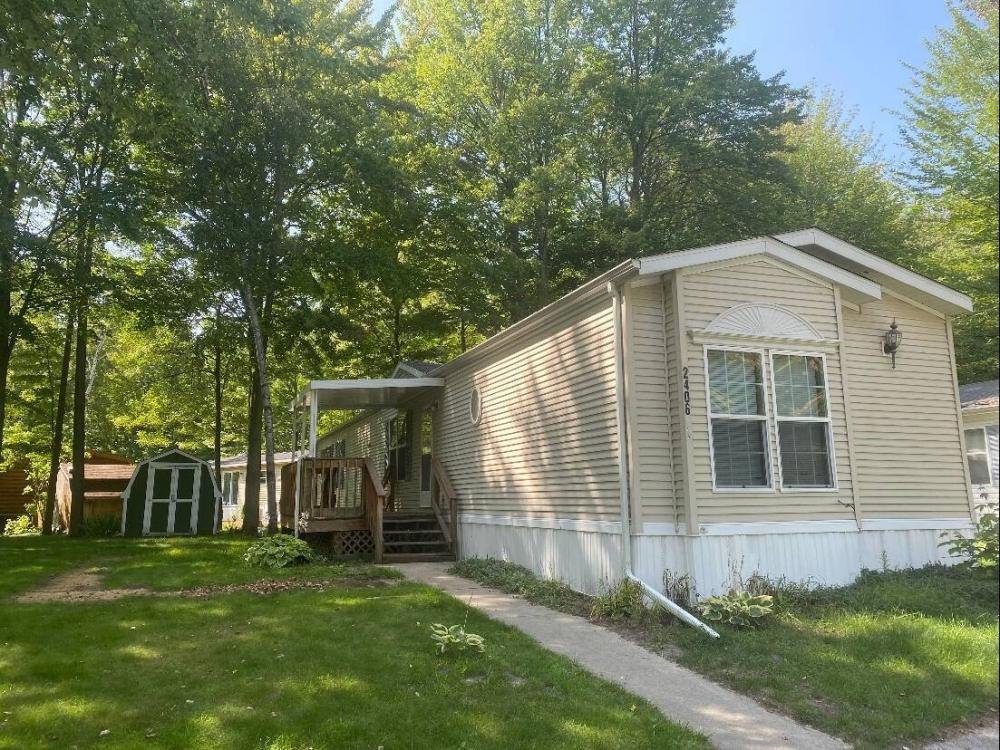 Currently Displayed Property Photo