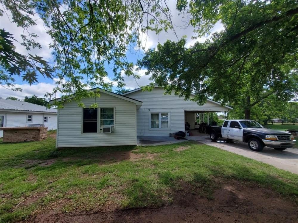 Currently Displayed Property Photo