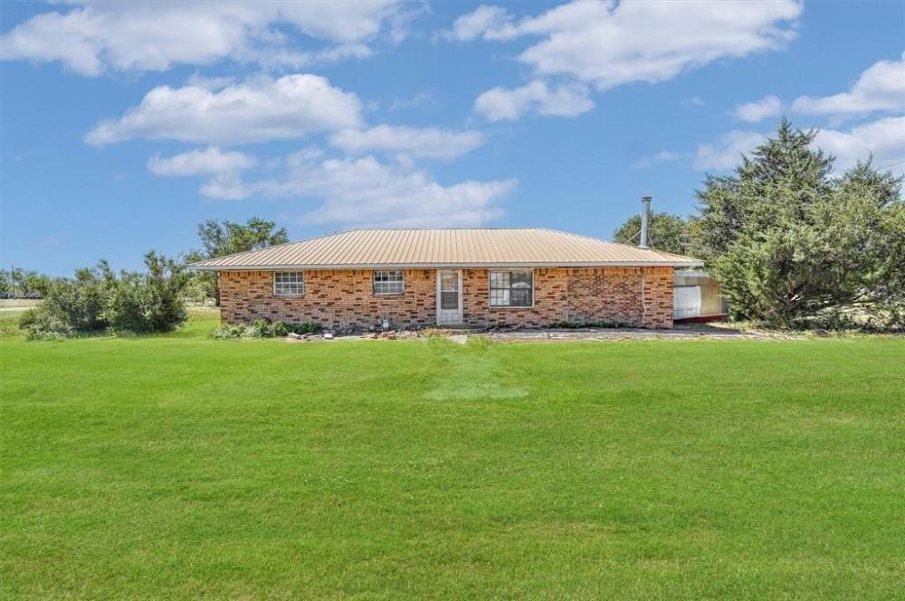 Currently Displayed Property Photo