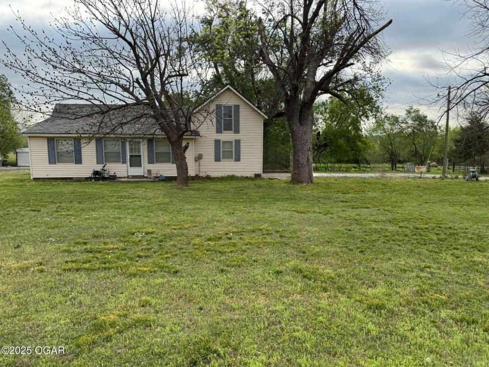 Currently Displayed Property Photo