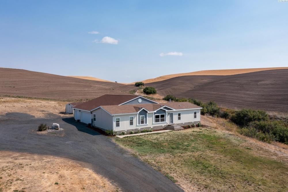Currently Displayed Property Photo