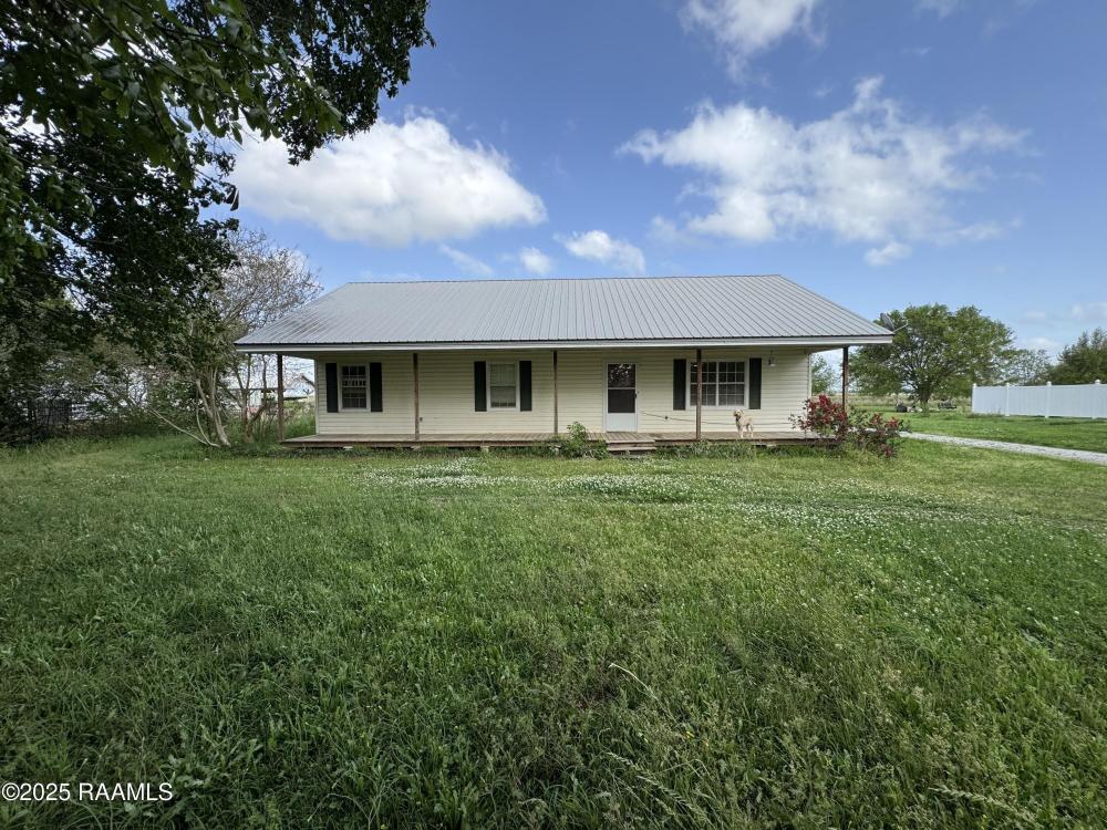 Currently Displayed Property Photo