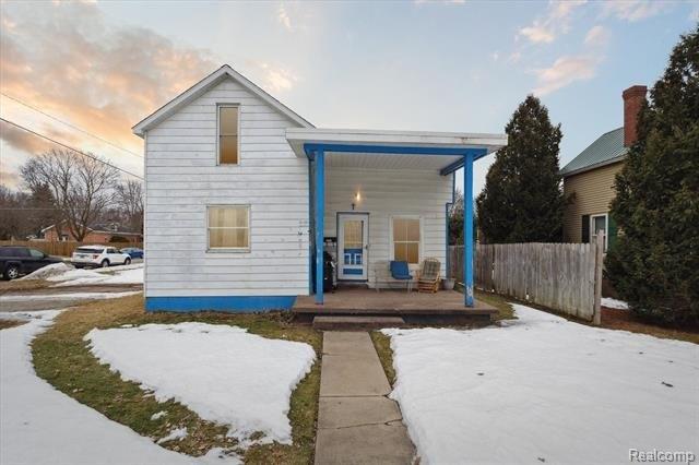 Currently Displayed Property Photo