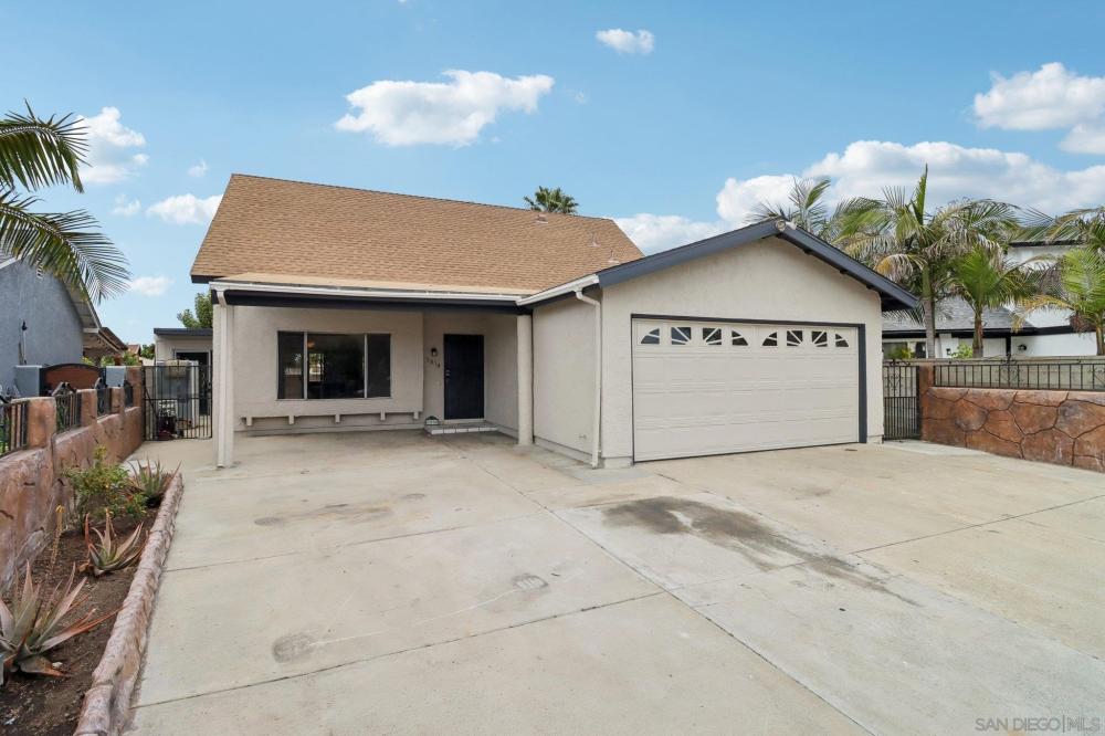 Currently Displayed Property Photo