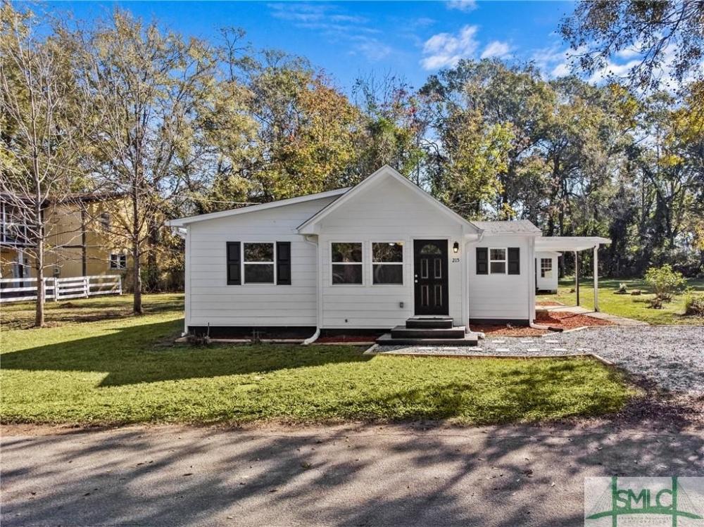Currently Displayed Property Photo