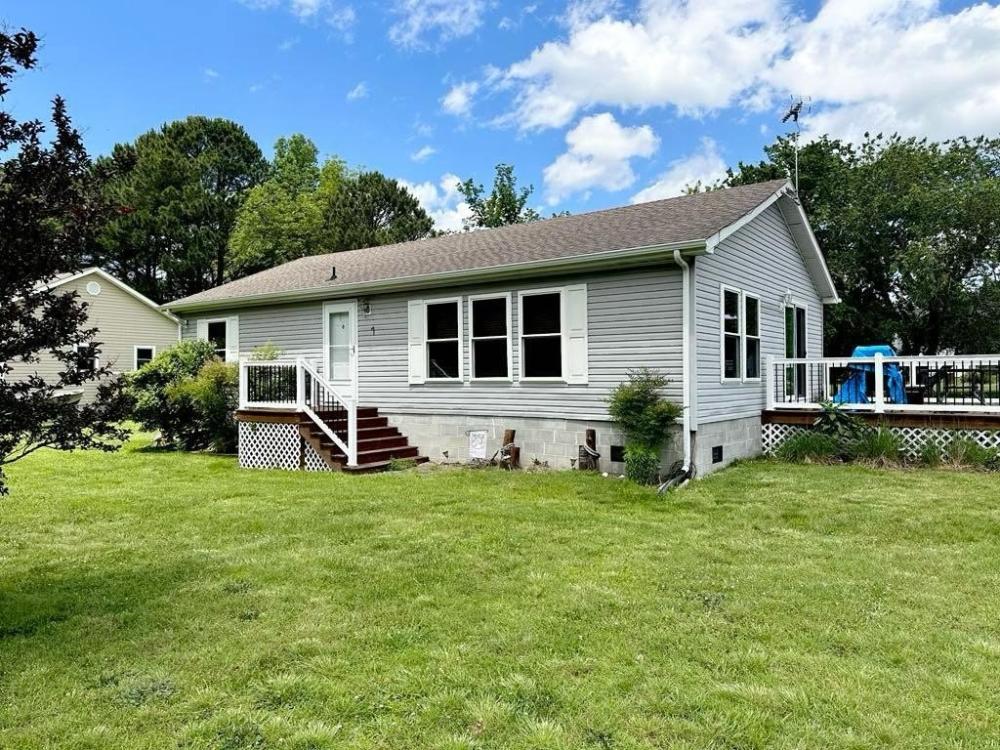 Currently Displayed Property Photo
