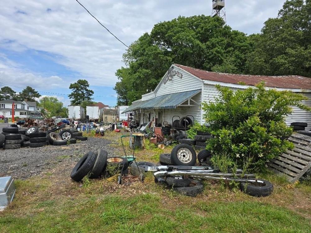 Currently Displayed Property Photo