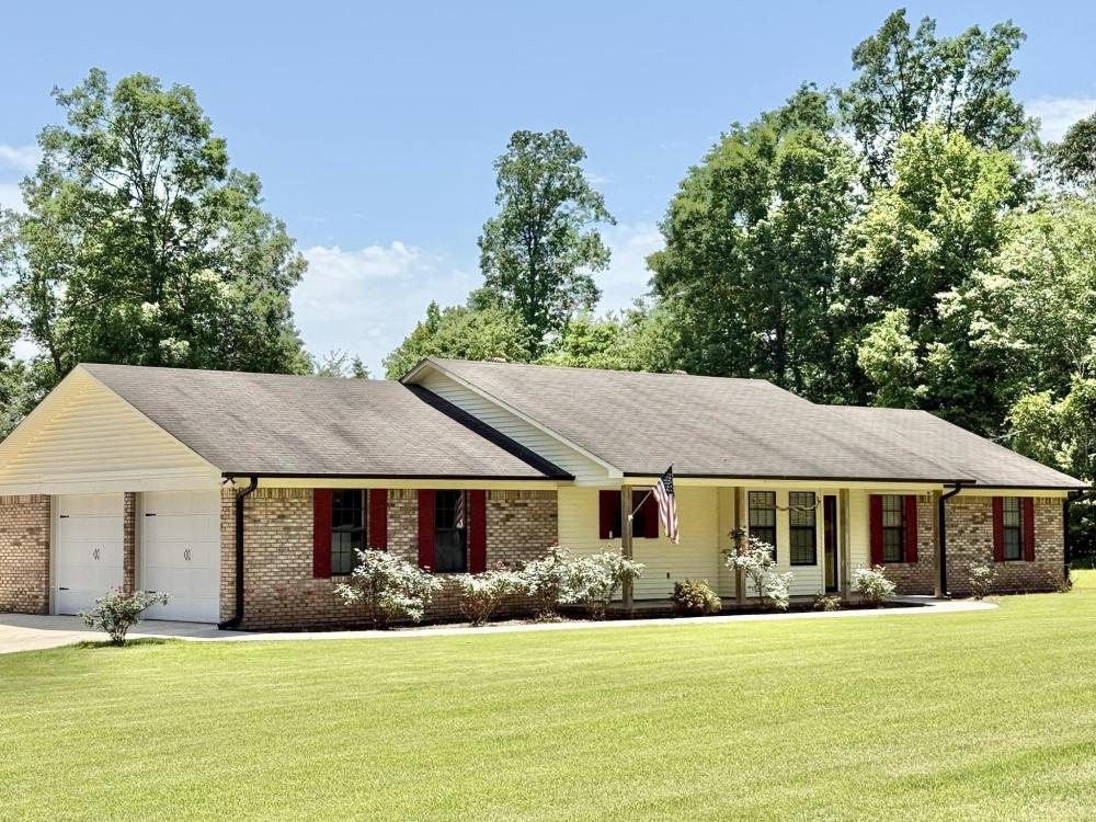 Currently Displayed Property Photo
