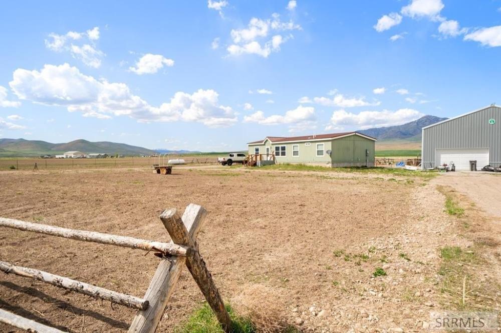 Currently Displayed Property Photo