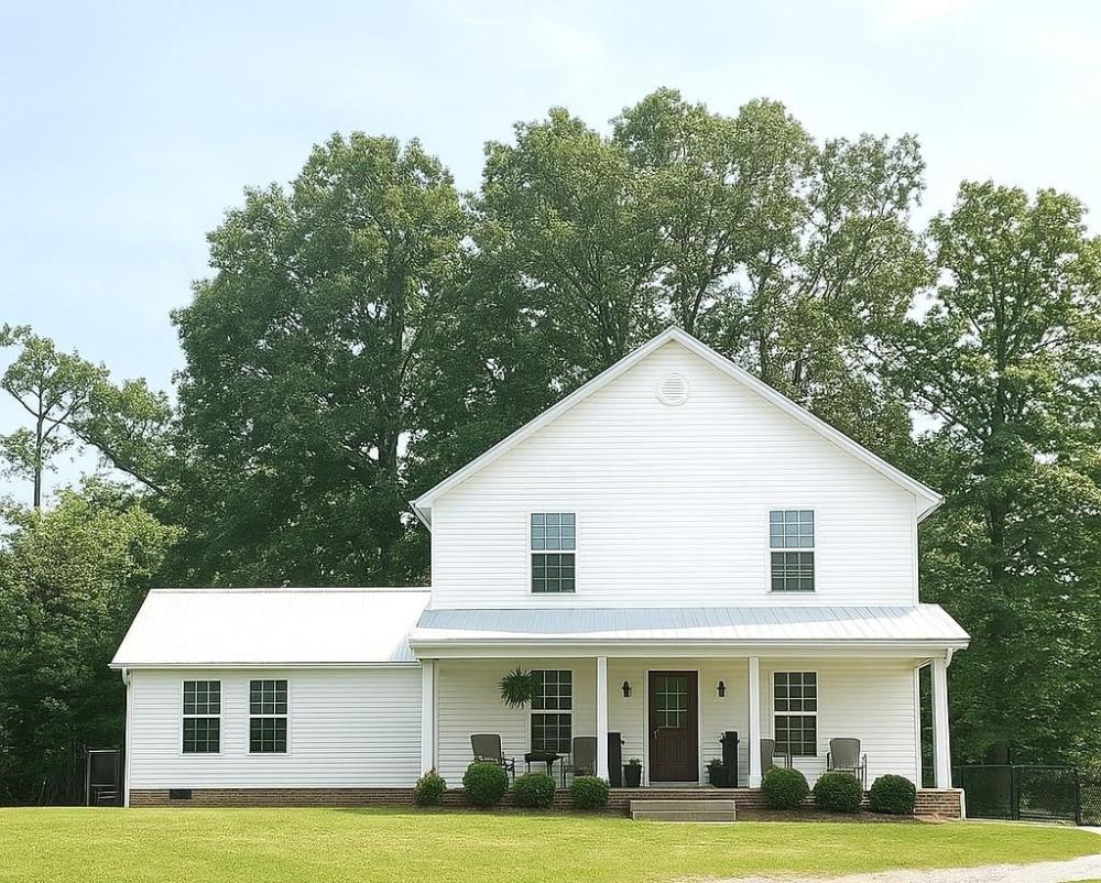 Currently Displayed Property Photo