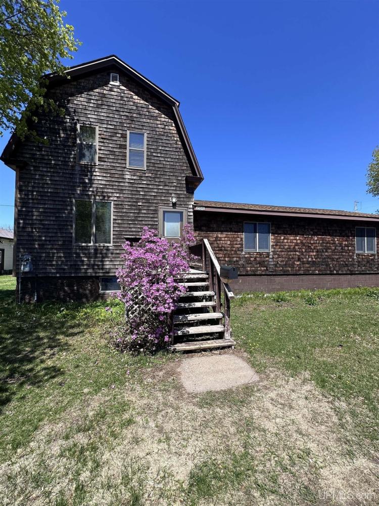 Currently Displayed Property Photo