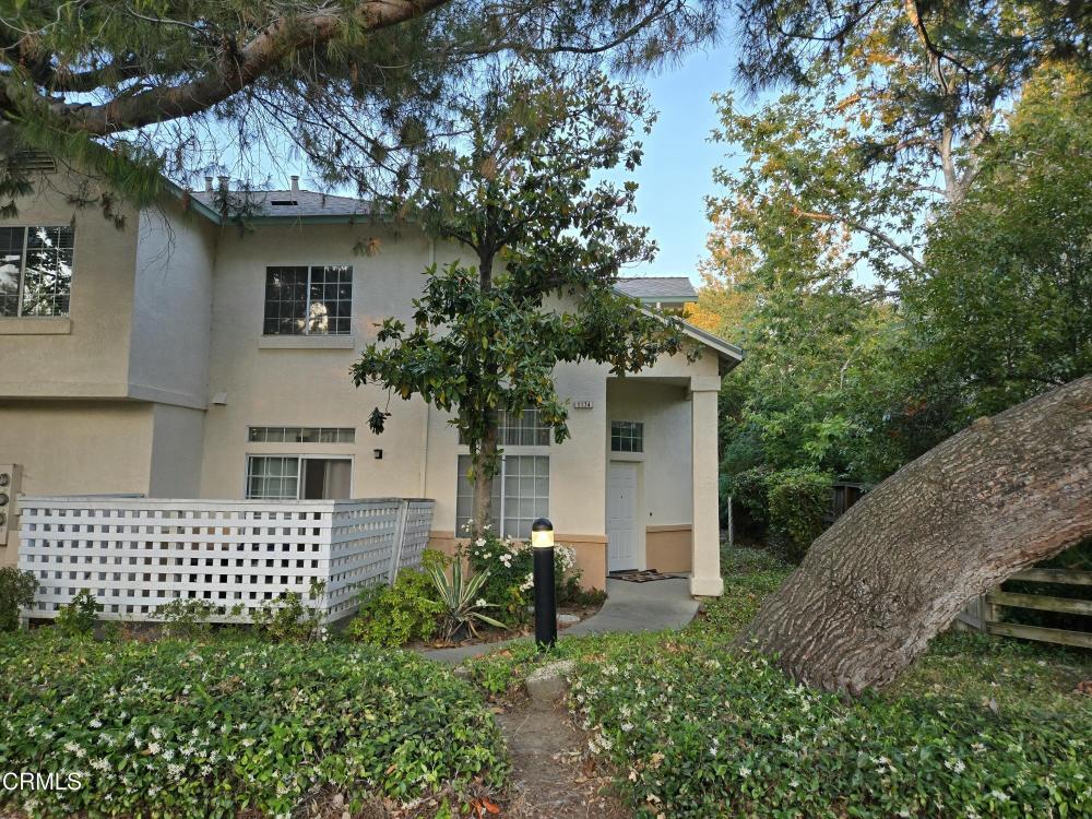 Currently Displayed Property Photo