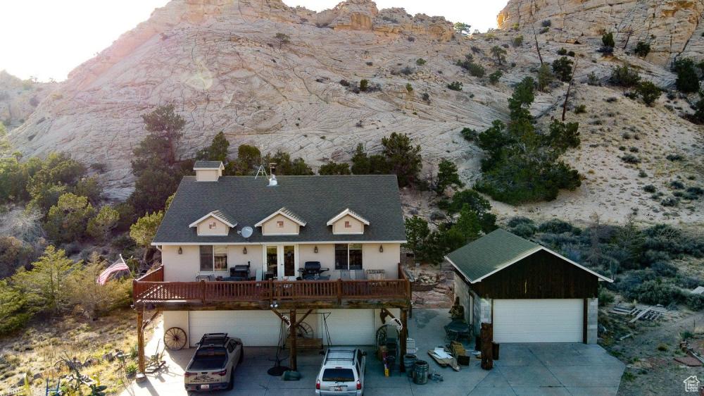Currently Displayed Property Photo