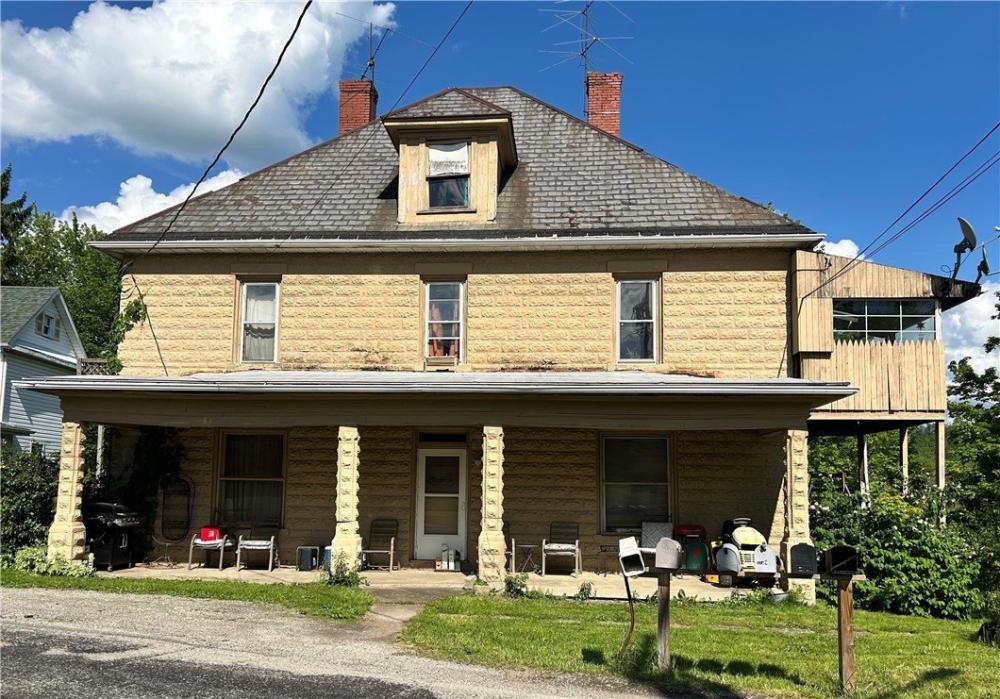 Currently Displayed Property Photo